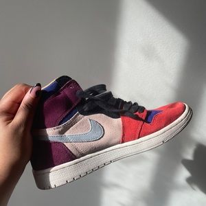 Nike Aleali May air Jordan 1's
Multicolor
